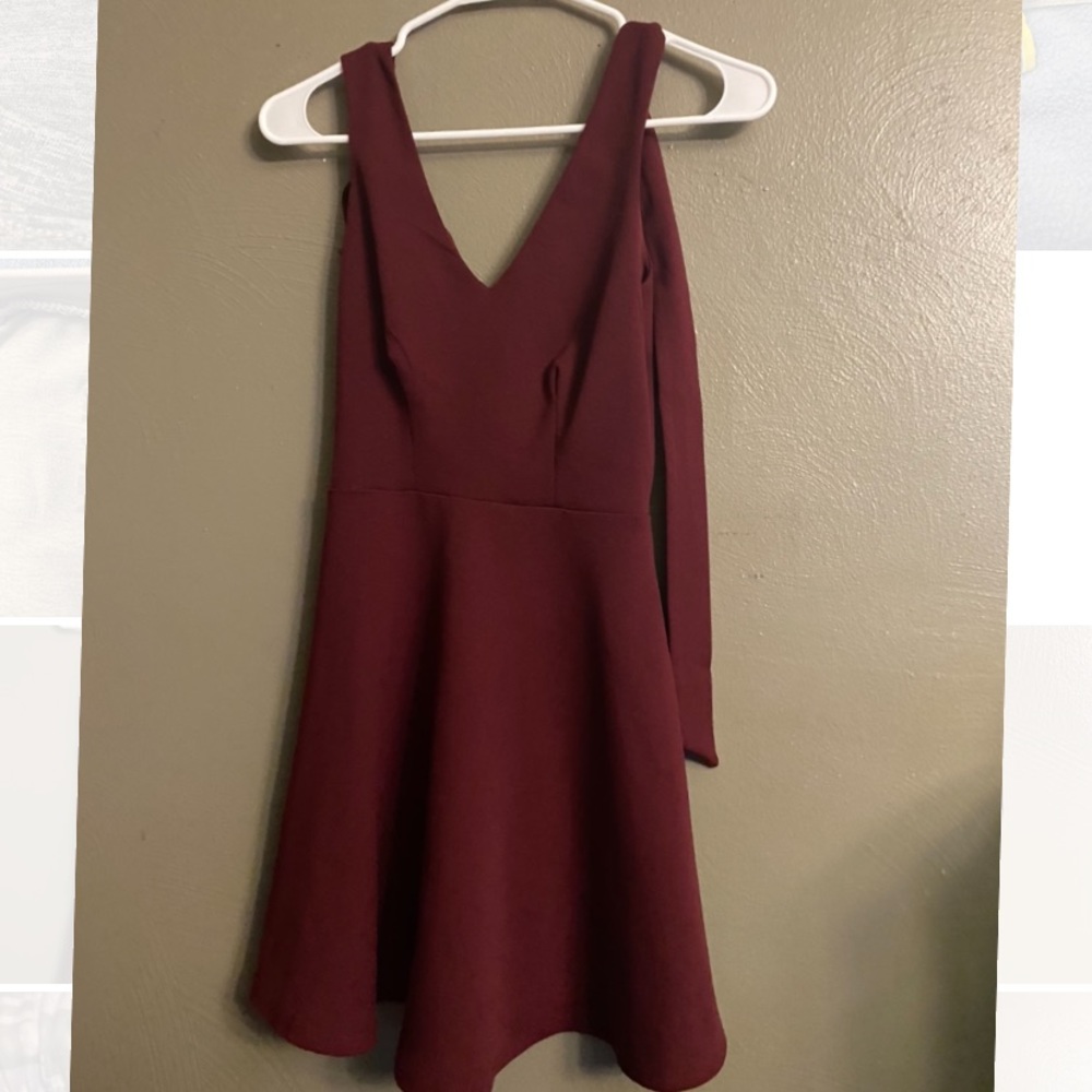 Womans red B.smart flows dress
